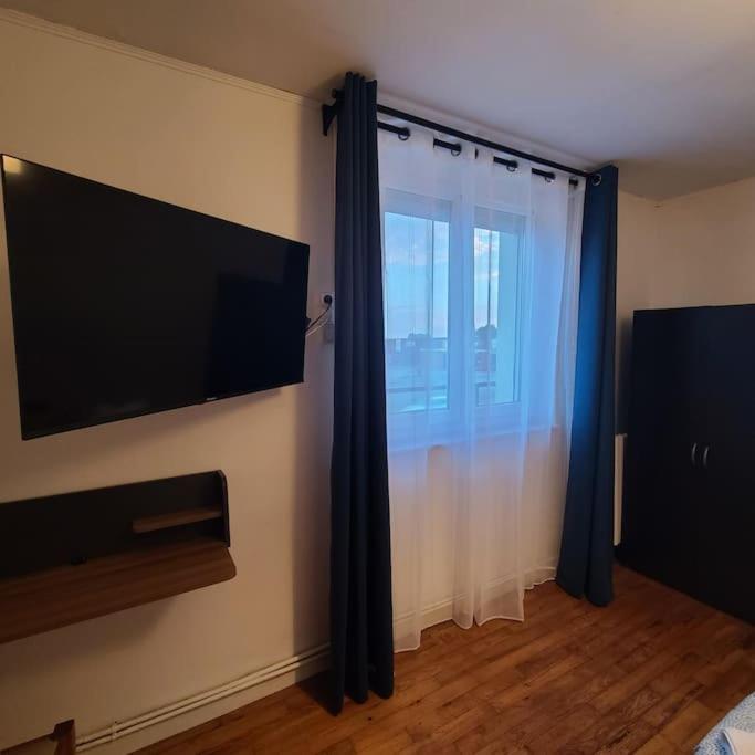 Maison Pour 11 Personnes Max Tv Dans Les 4Chambres Brest Exterior photo